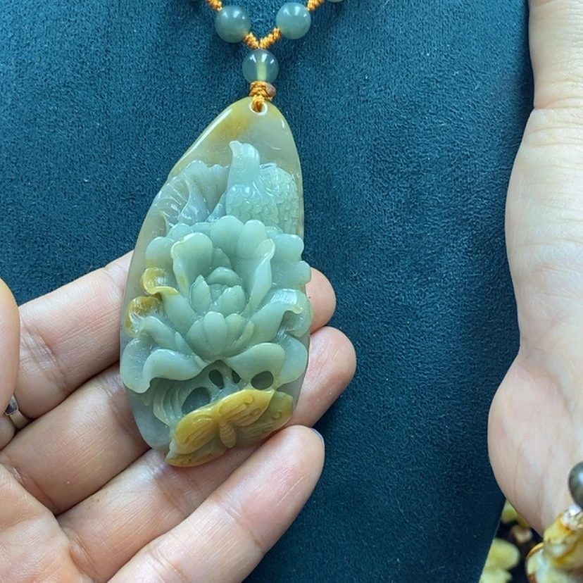 【闪购商品】蛇纹石玉未镶嵌吊坠