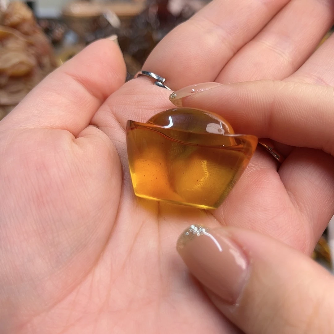 琥珀手链未镶嵌招财进宝缅甸琥珀雕刻艺术品