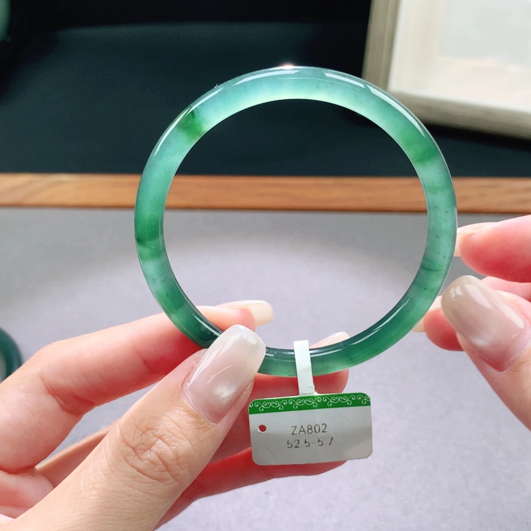 未镶嵌手镯翡翠天然