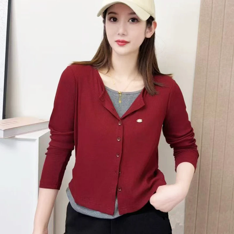 欧货气质穿搭红色复古撞色假两件打底衫女早秋2025新款短款上衣潮