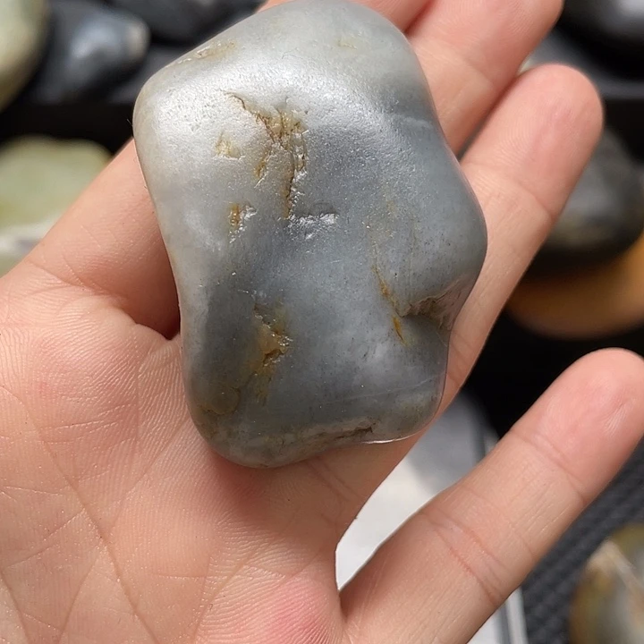 和田玉未镶嵌车挂