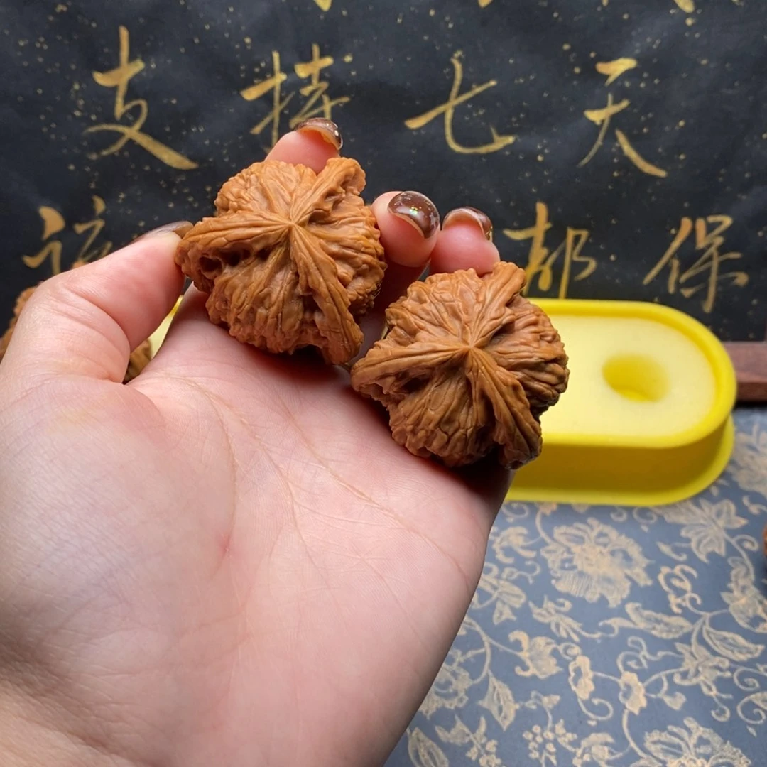 吊坠文玩核桃胜****生白狮子