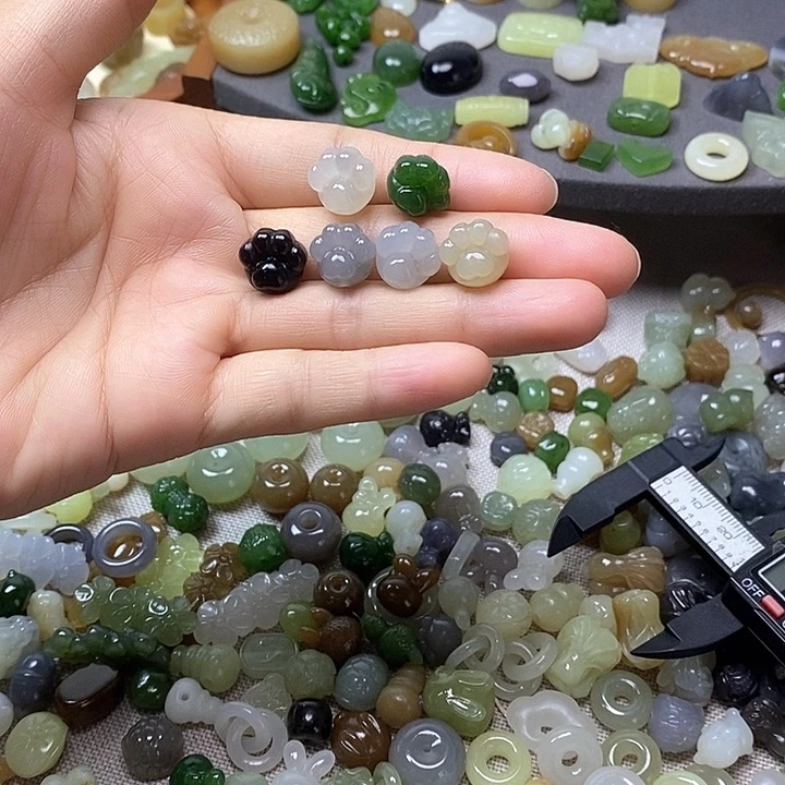 未镶嵌和田玉挂件猫爪98一个多样性发其一