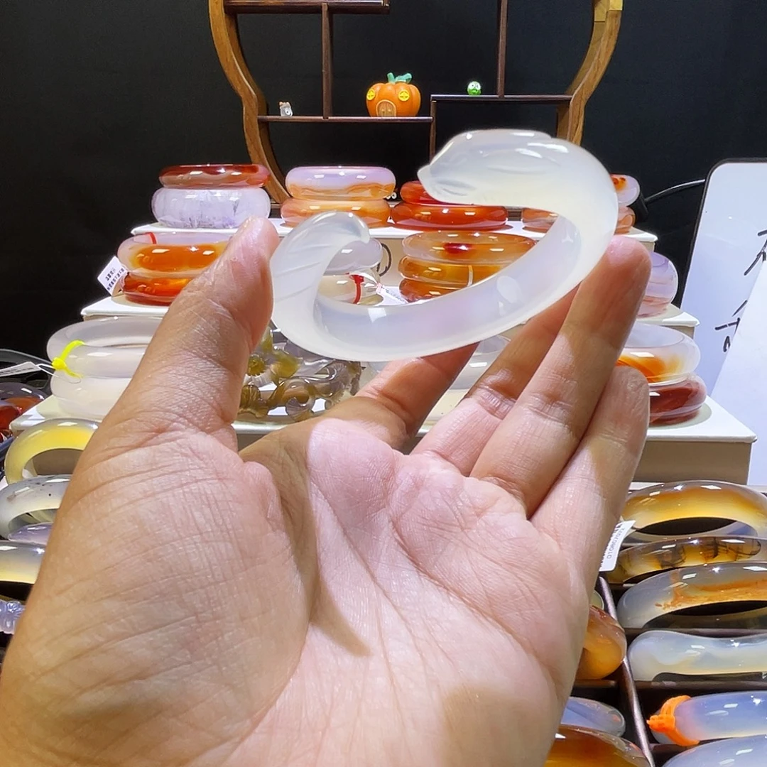 玛瑙/玉髓未镶嵌手镯