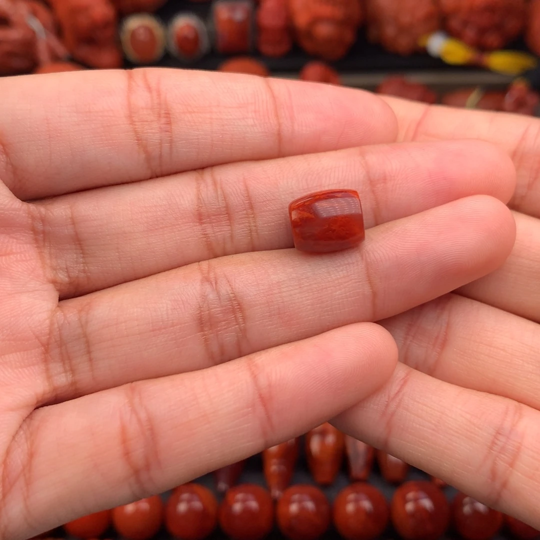 未镶嵌桶珠9+南红玛瑙