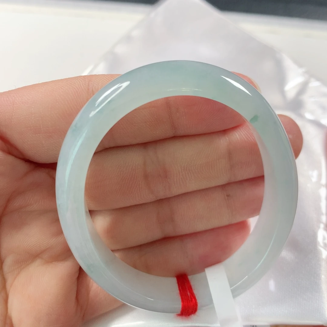 未镶嵌手镯（贵妃镯）翡翠205