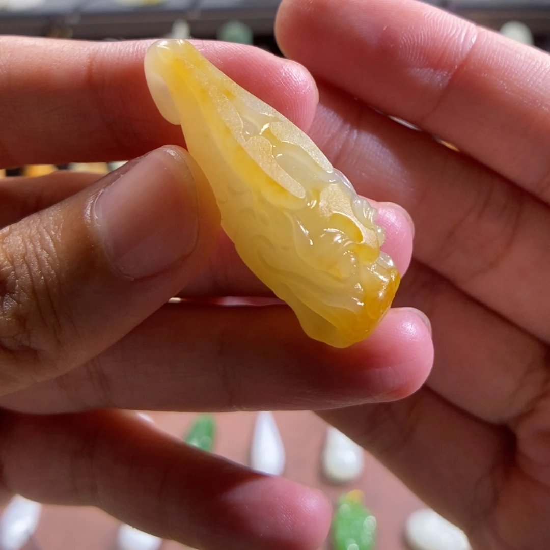 颈饰未镶嵌和田玉