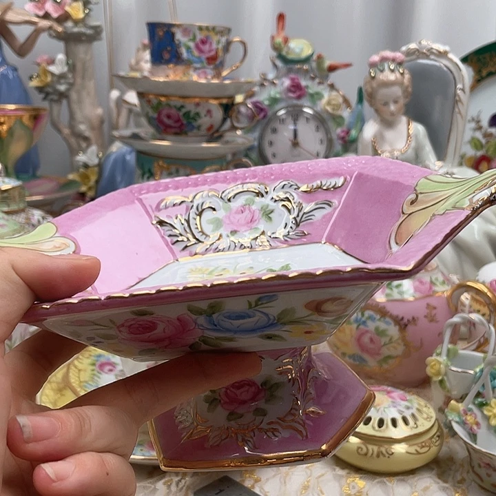 杯碟陶瓷摆件陶瓷