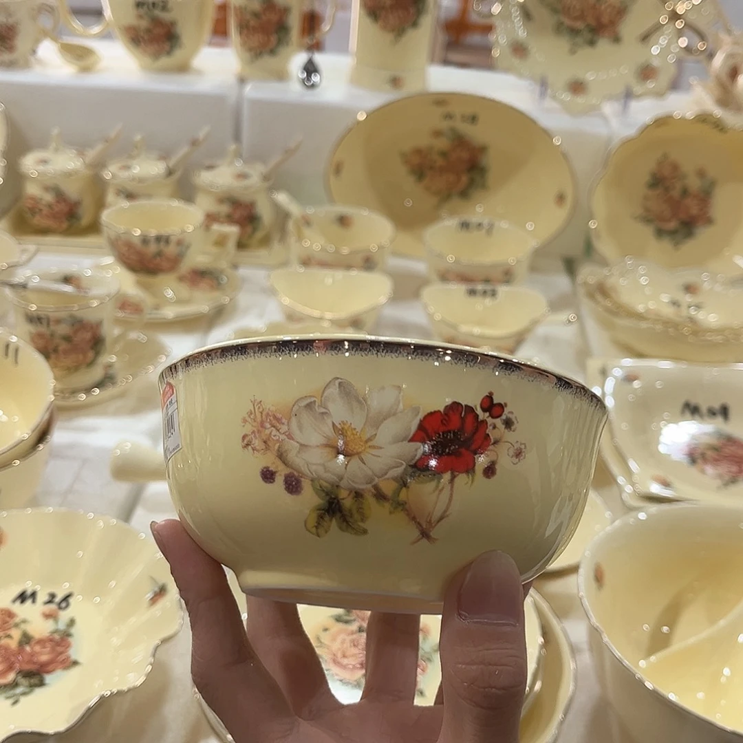 高端陶瓷…………………………4个