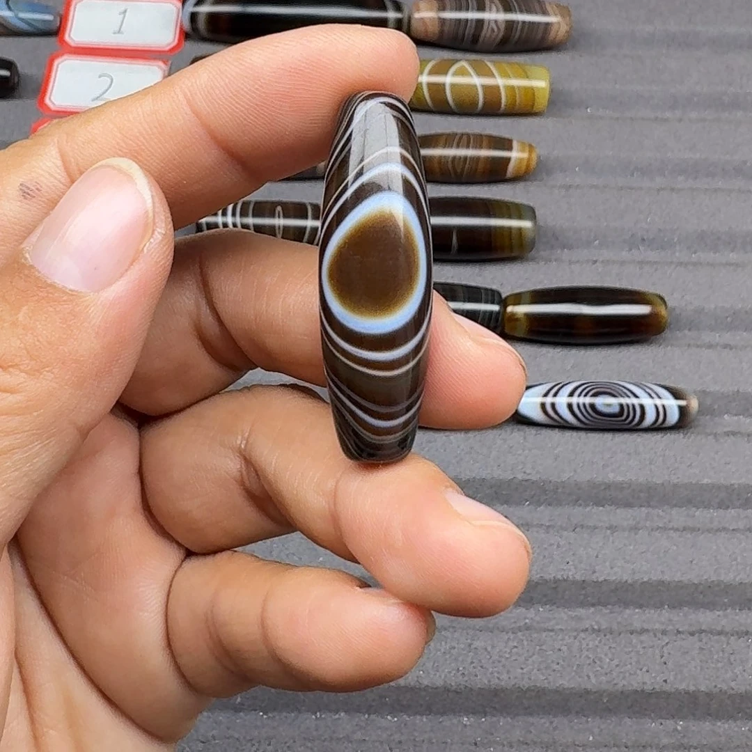 用***0玛瑙/玉髓合金珠宝半成品