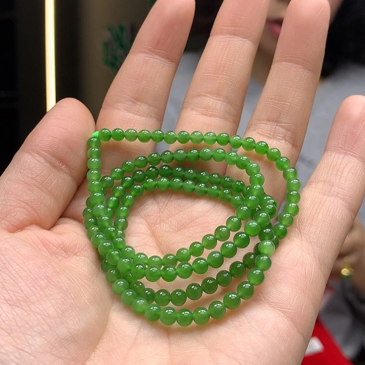 和田玉（碧玉）配饰未镶嵌可****子