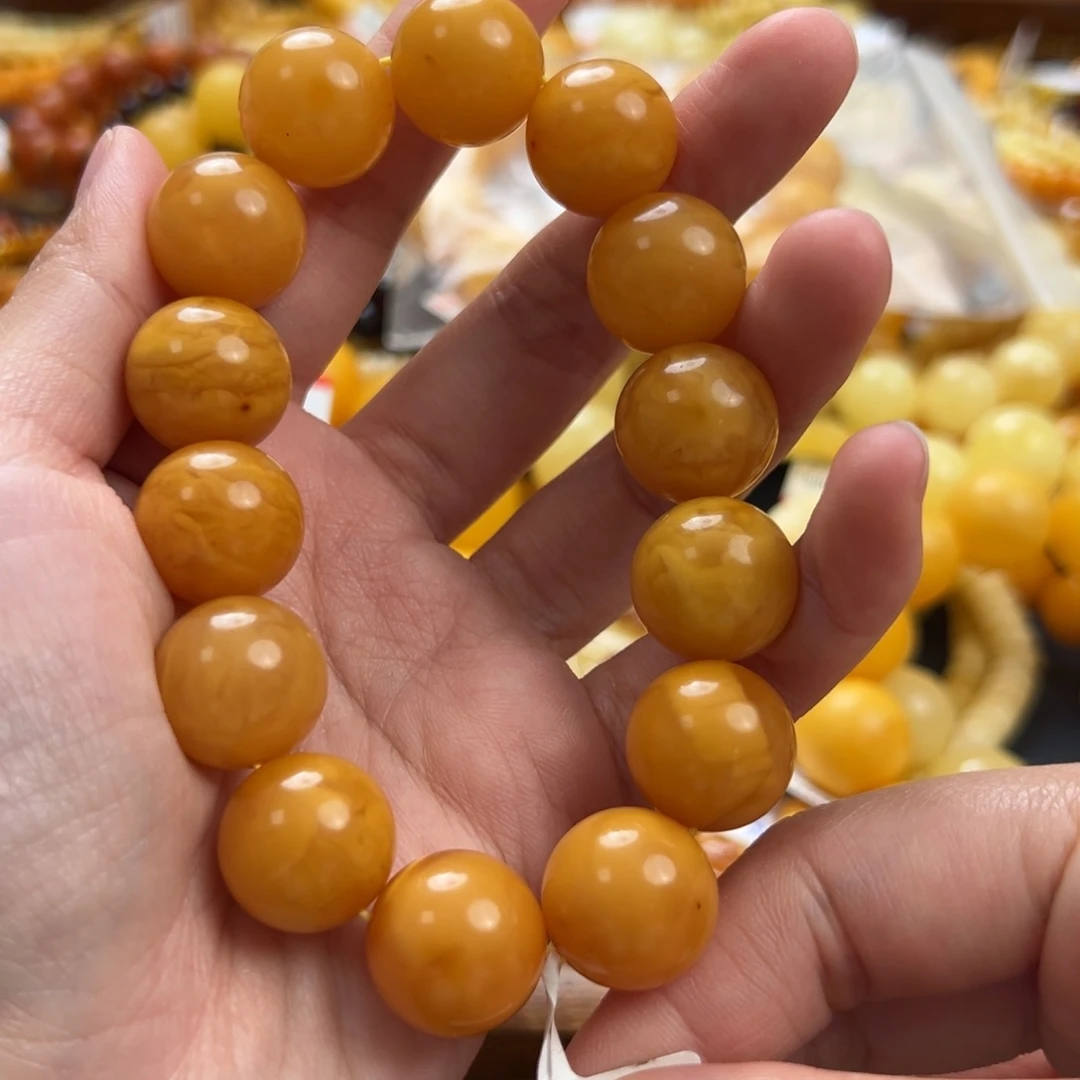 未镶嵌琥珀珠宝奇石