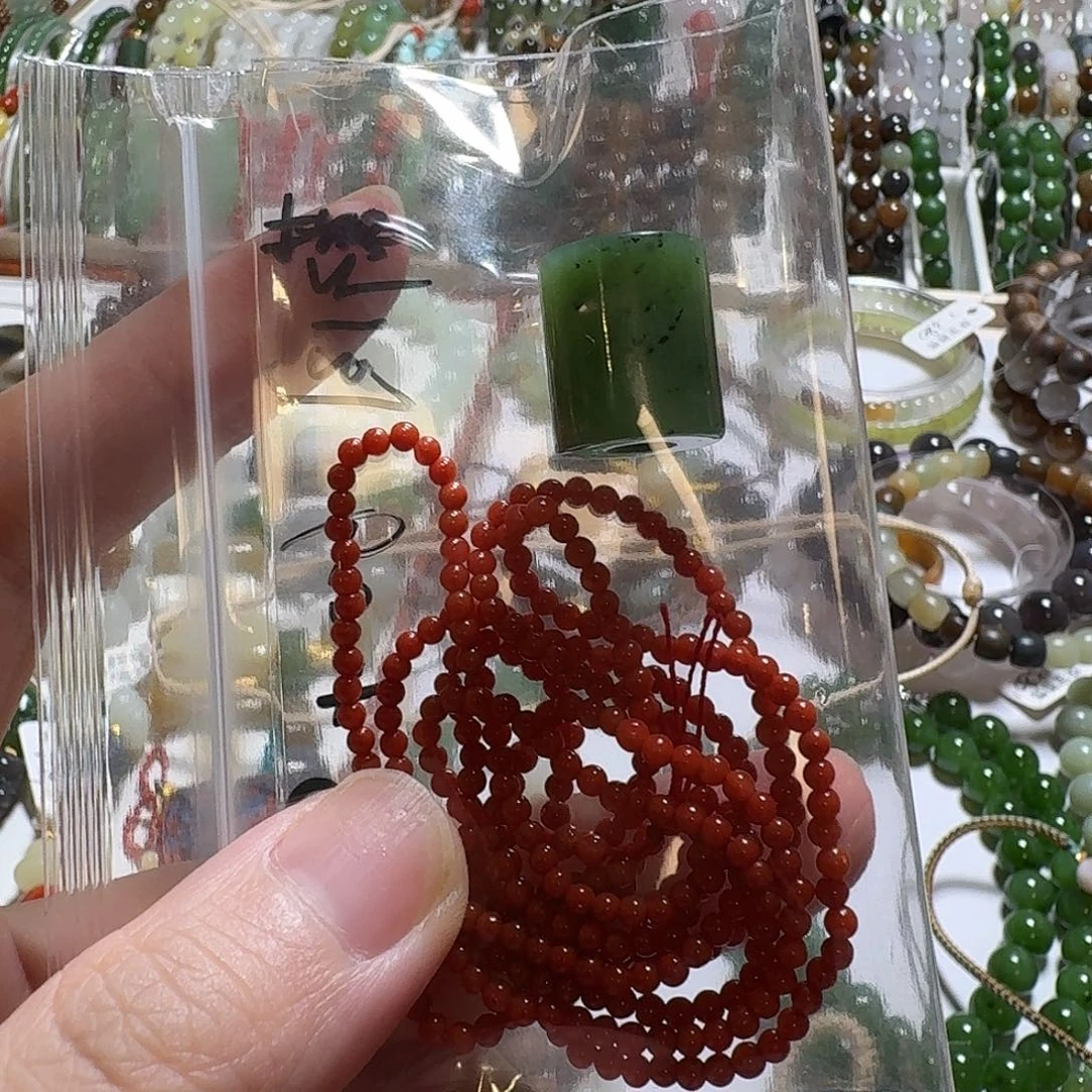 薪***同未镶嵌和田玉珠宝半成品