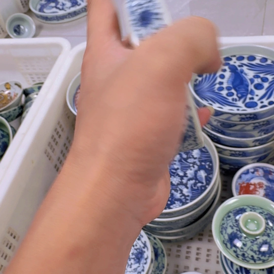瓷片青花缠枝莲盖置景德镇