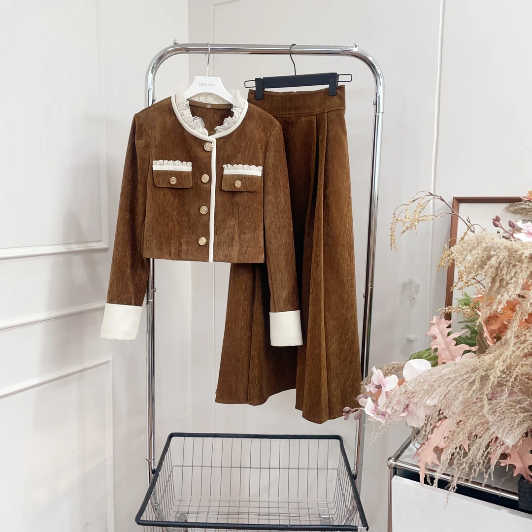 拉夏贝尔25年秋季新款法式优雅时尚修身显瘦上衣+半裙 26642 WQJ