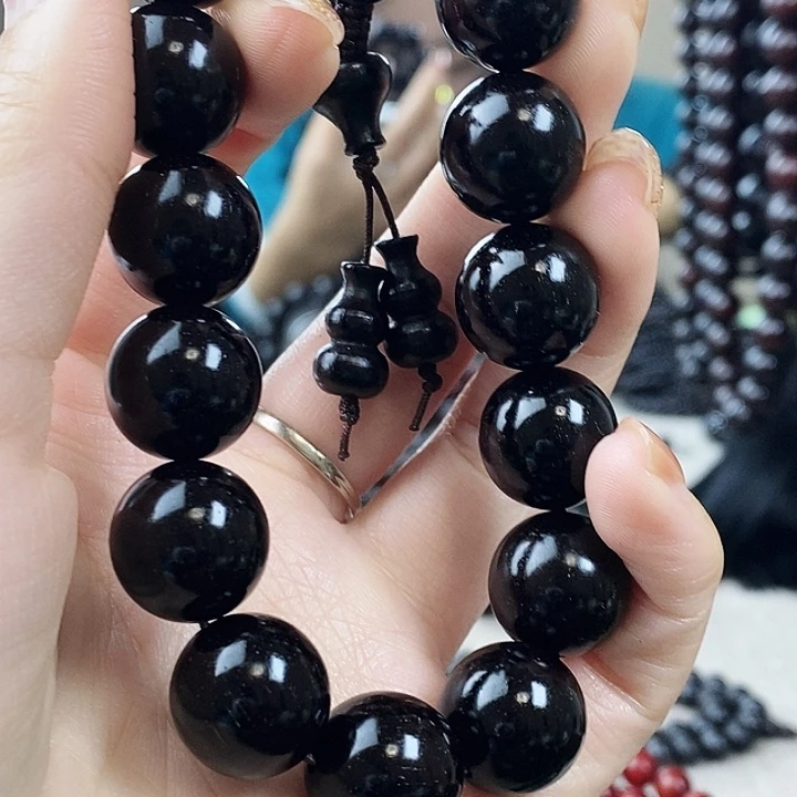 回****檀香紫檀（小叶紫檀）1.5