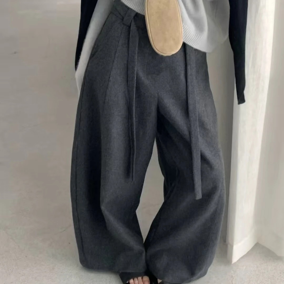 高端复古毛呢阔腿裤女秋季2025新款高级感垂感休闲直筒弯刀裤