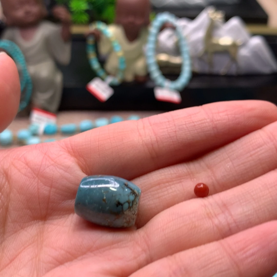 南红玛瑙配饰未镶嵌