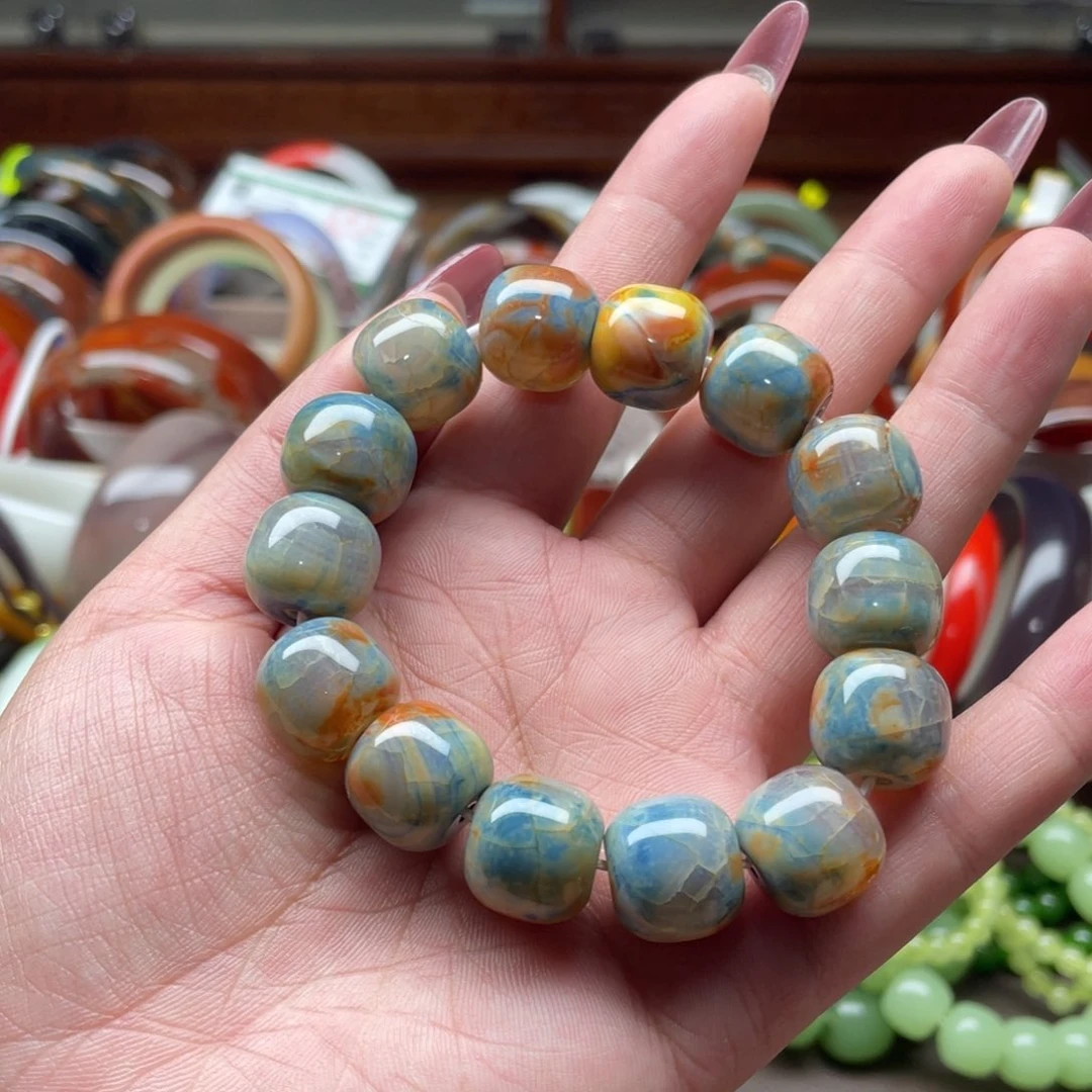 玛瑙/玉髓手镯未镶嵌