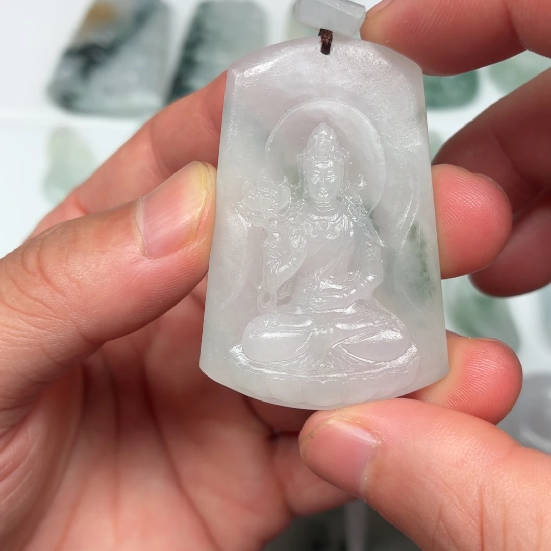 定制翡翠未镶嵌观音