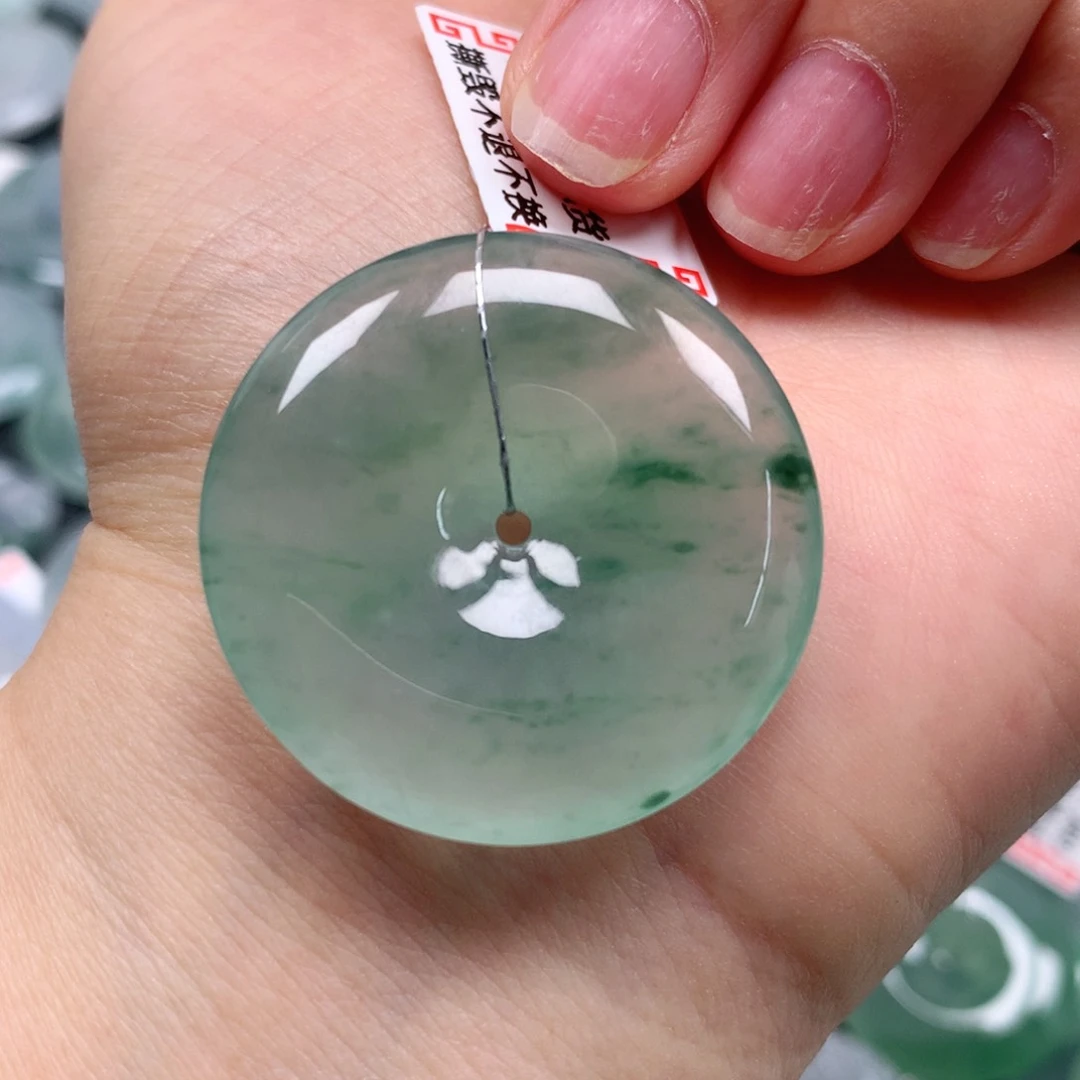 翡翠未镶嵌颈饰大*童天然翡翠