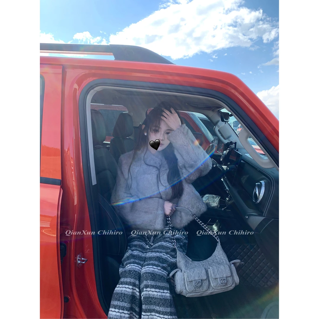 「韩女兔兔」秋冬时尚气质百搭设计感外套QXQ5PC6368A