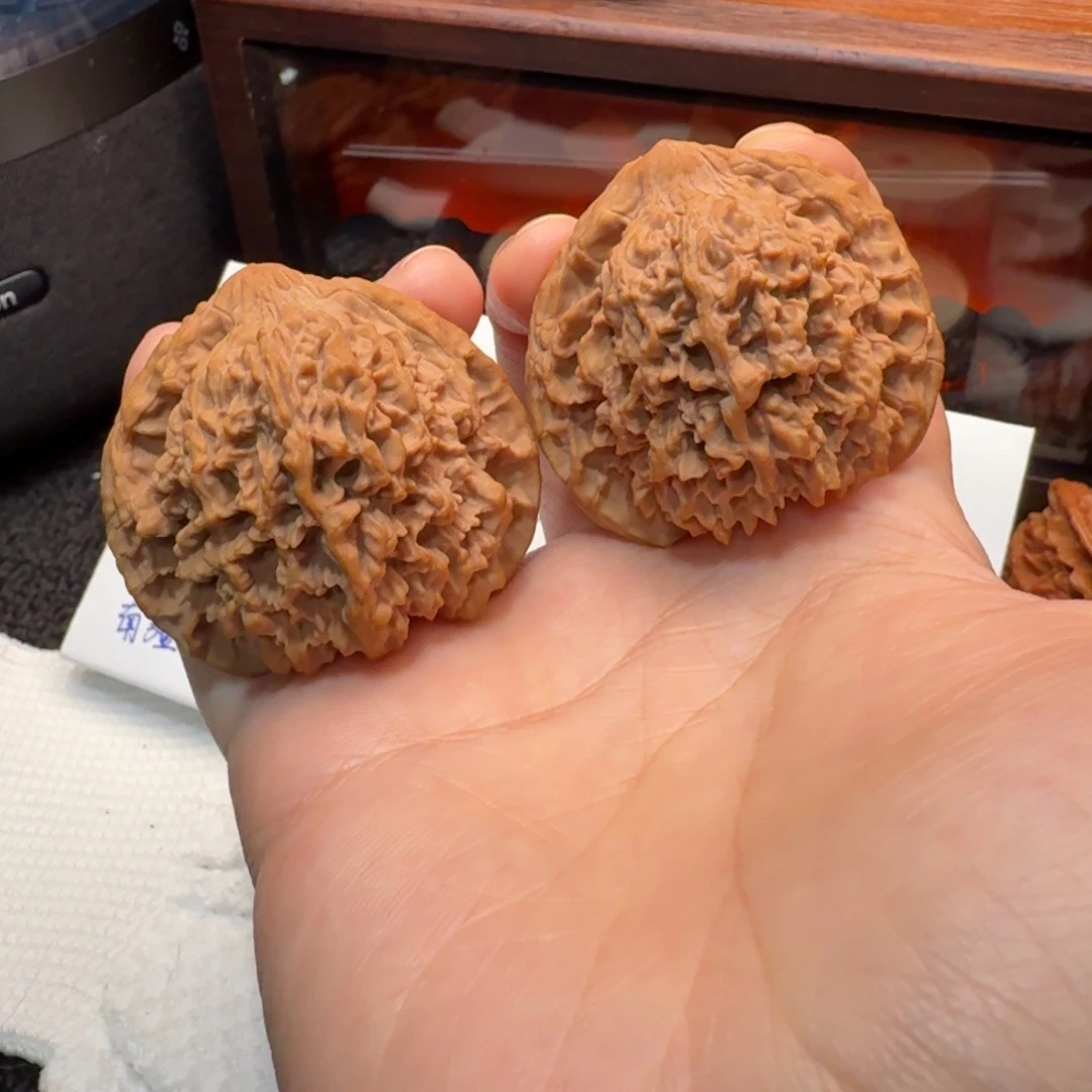 文玩核桃把件45+全品满天星