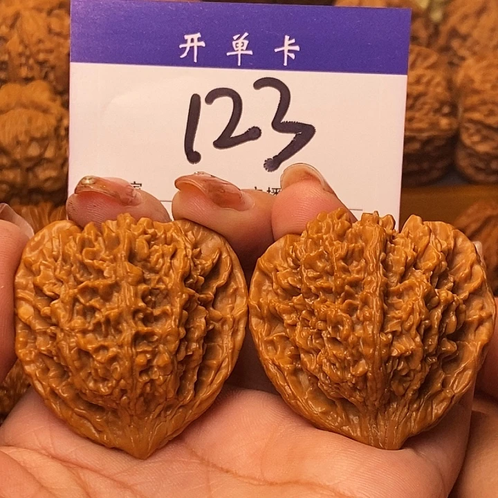 吊坠桃核满天星42有修s