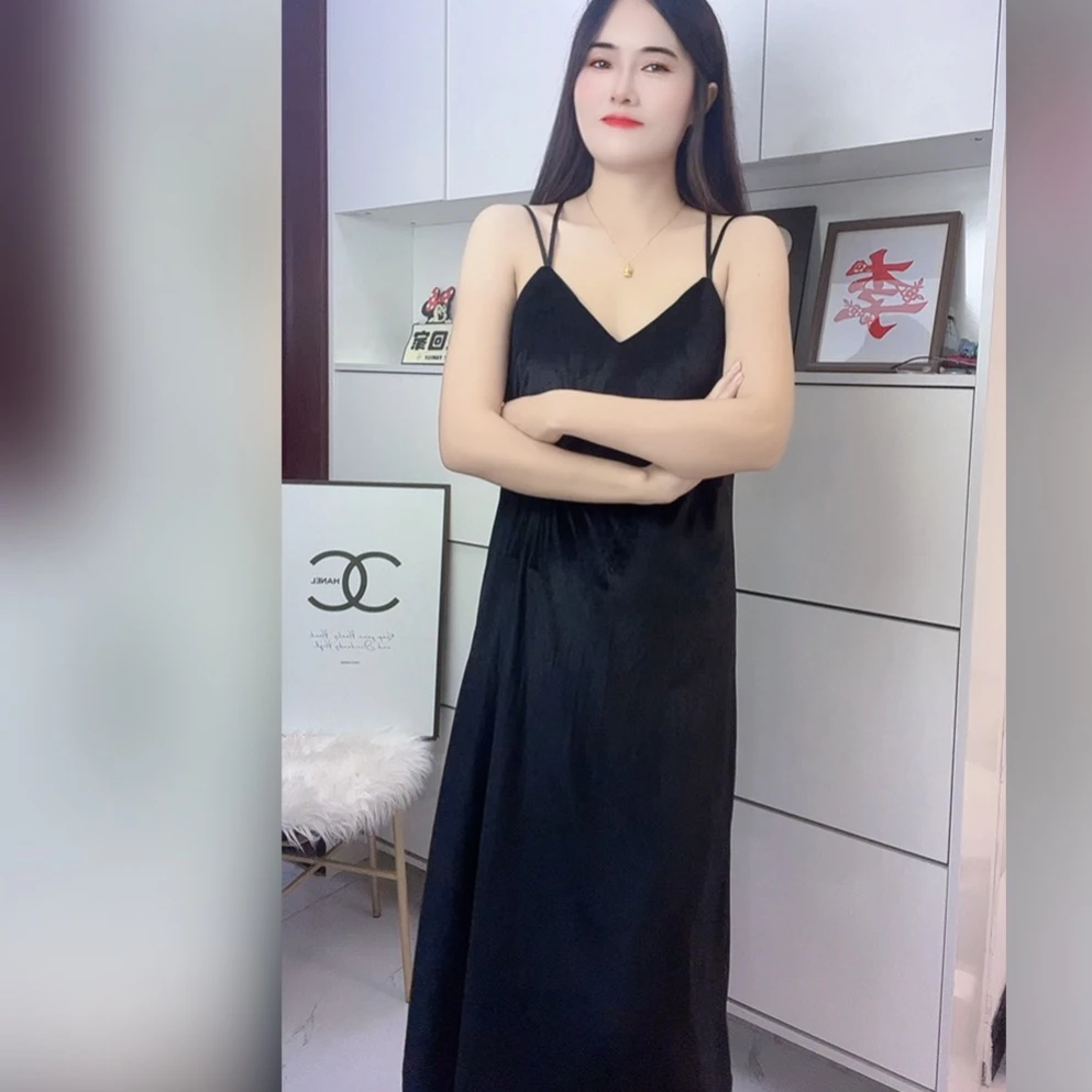 法式宫廷风金丝绒睡衣女长款吊带睡裙秋季性感美背露背长裙带胸垫