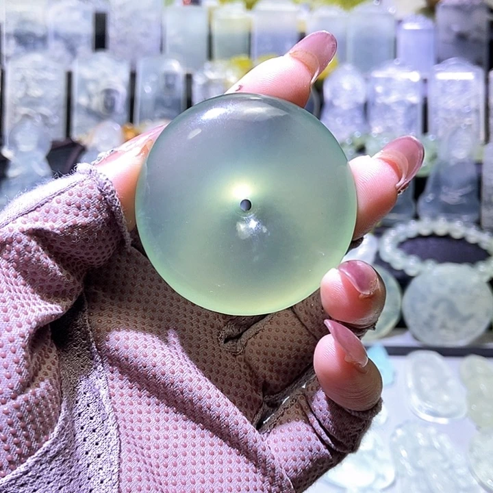 岫玉未镶嵌车挂卍****辵车挂