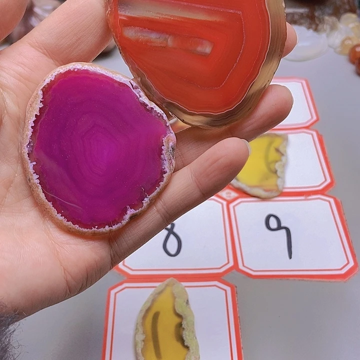 【闪购商品】未镶嵌玛瑙/玉髓珠宝半成品人**火
