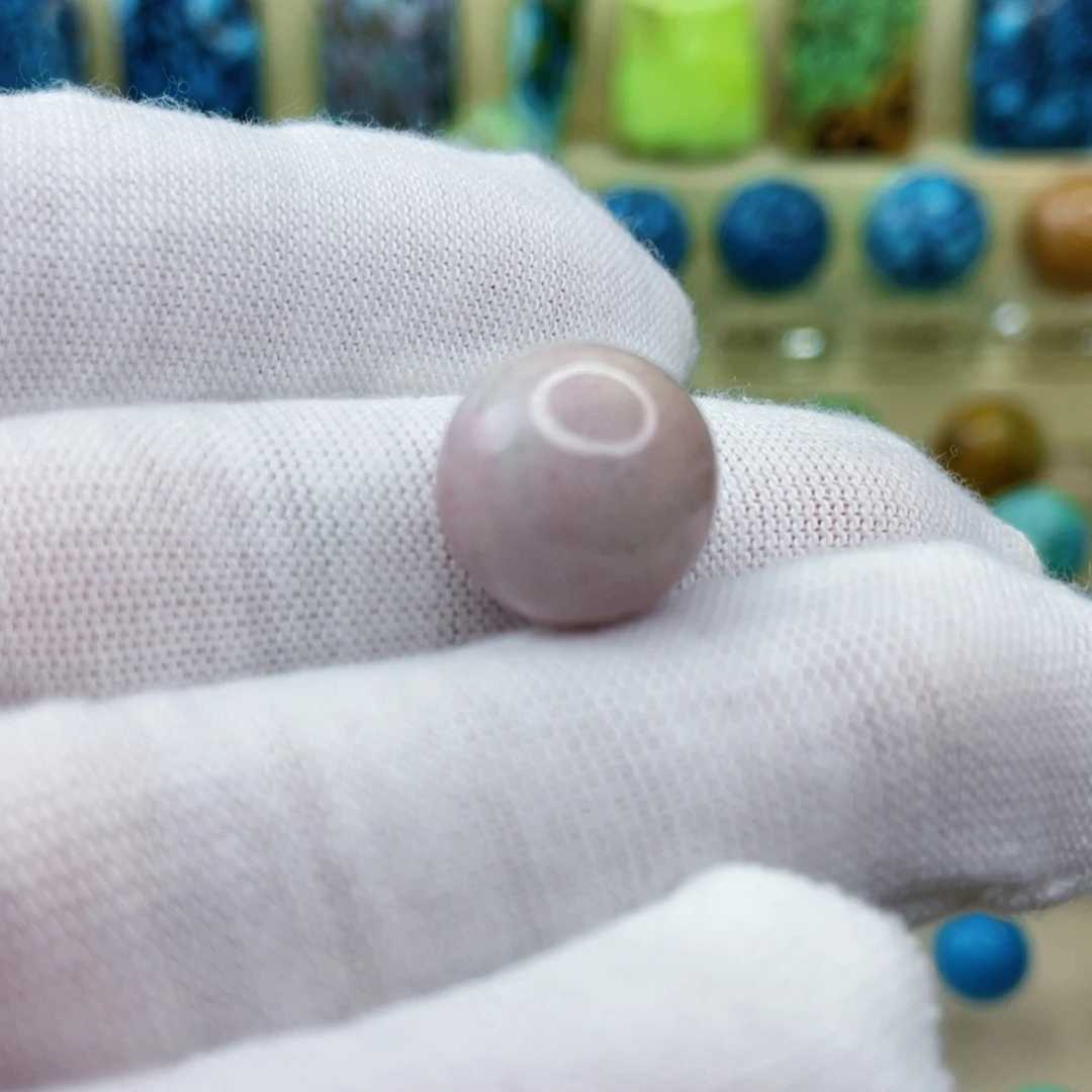 未镶嵌绿松石颈饰