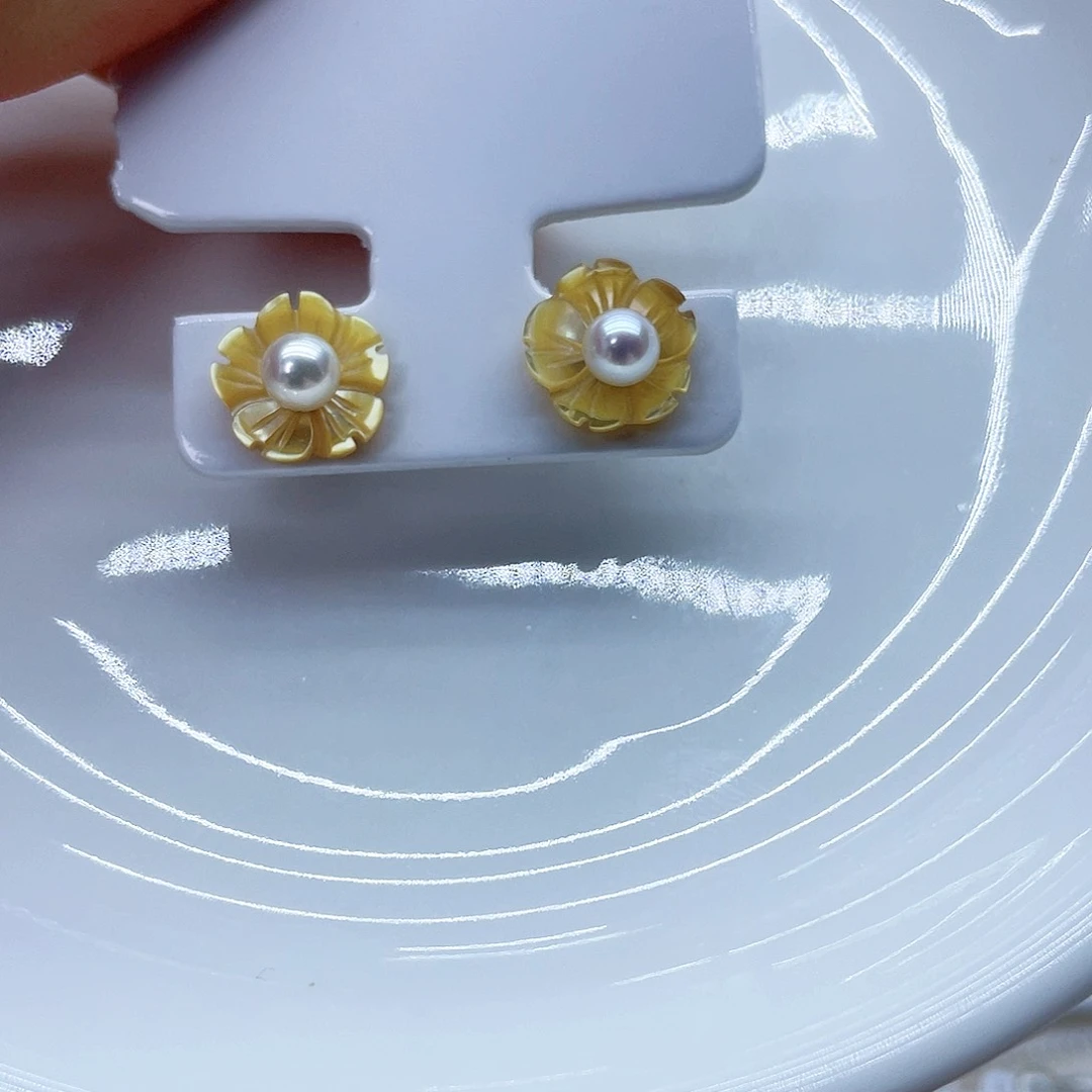 银S925镶嵌耳饰淡水珍珠