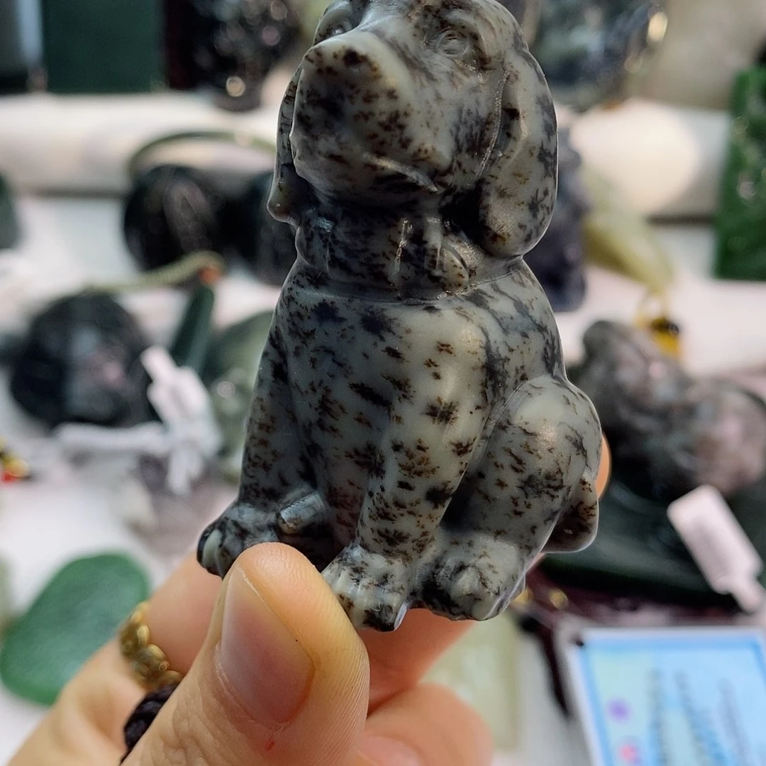 和田玉（糖玉）颈饰足铂镶嵌