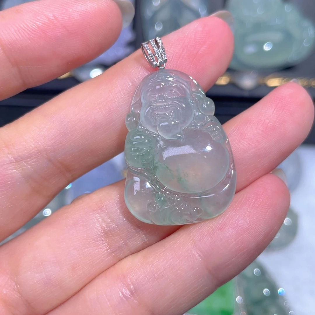 颈饰18K金镶嵌翡翠翡翠