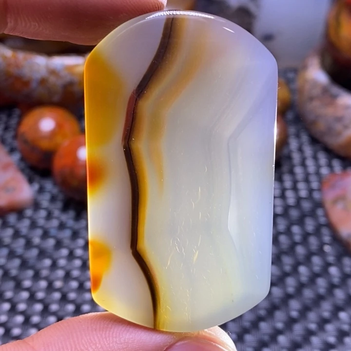 玛瑙/玉髓颈饰未镶嵌