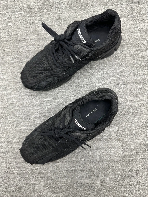 99新 Balenciaga/巴黎世家 43 巴黎世家phantom 运动鞋黑色