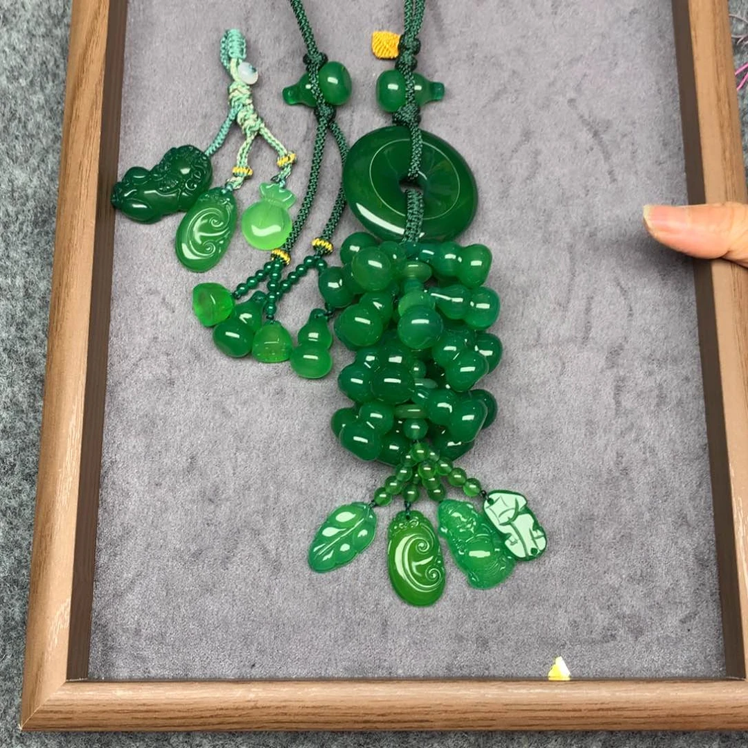 玛瑙/玉髓车挂未镶嵌小**妹