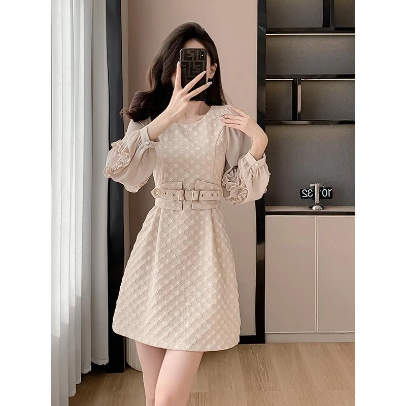 法芬图名媛连衣裙女秋装2025秋季新款收腰显瘦短裙子小香风打底裙