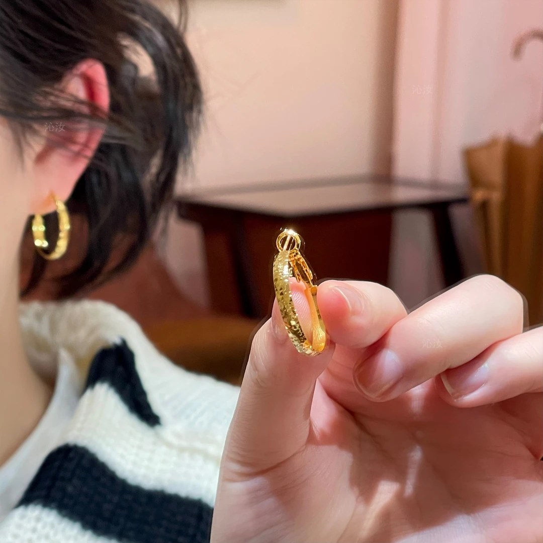 【沁汝饰品】FQ847金色碎冰冰纹理耳圈轻奢法式时尚