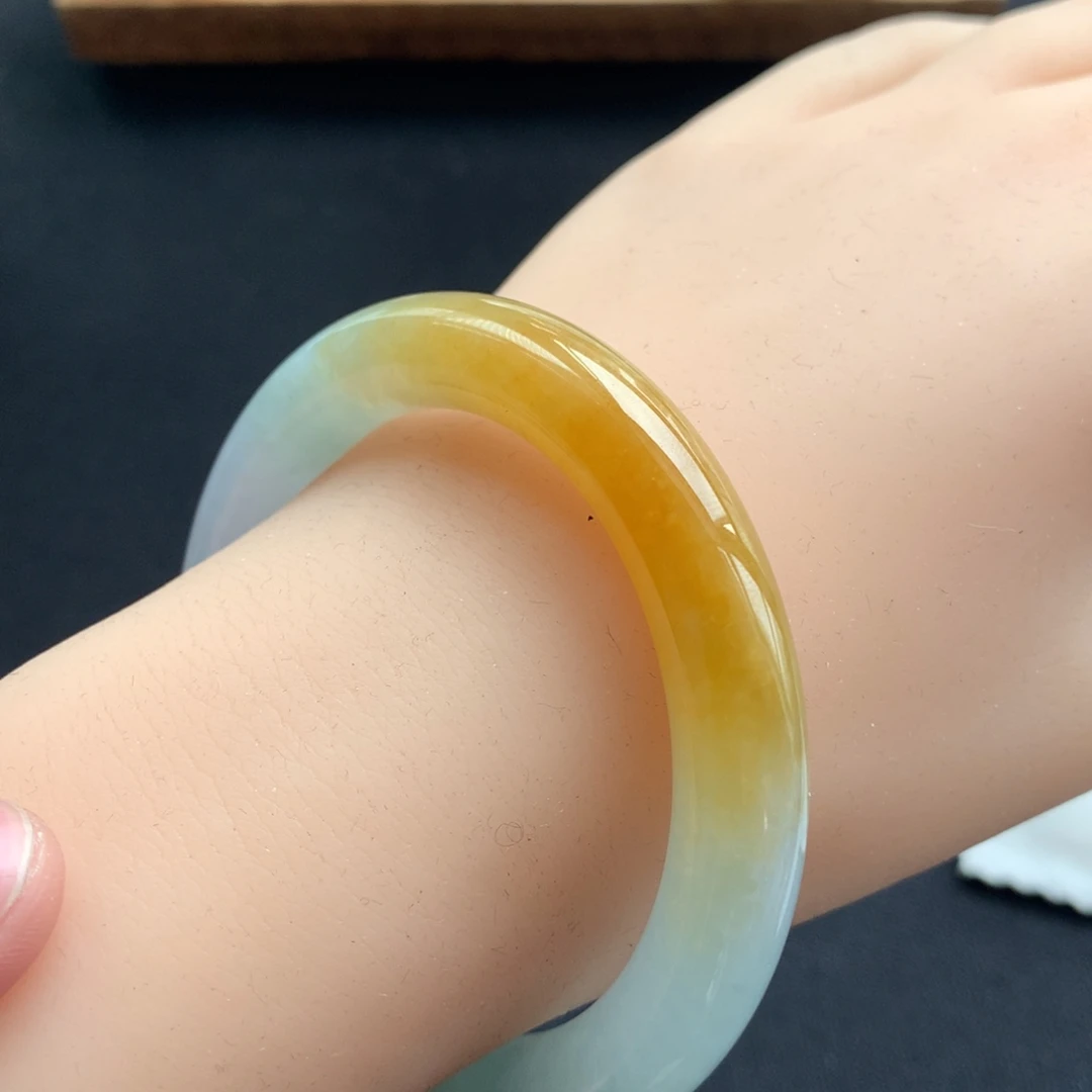 翡翠未镶嵌手镯92号