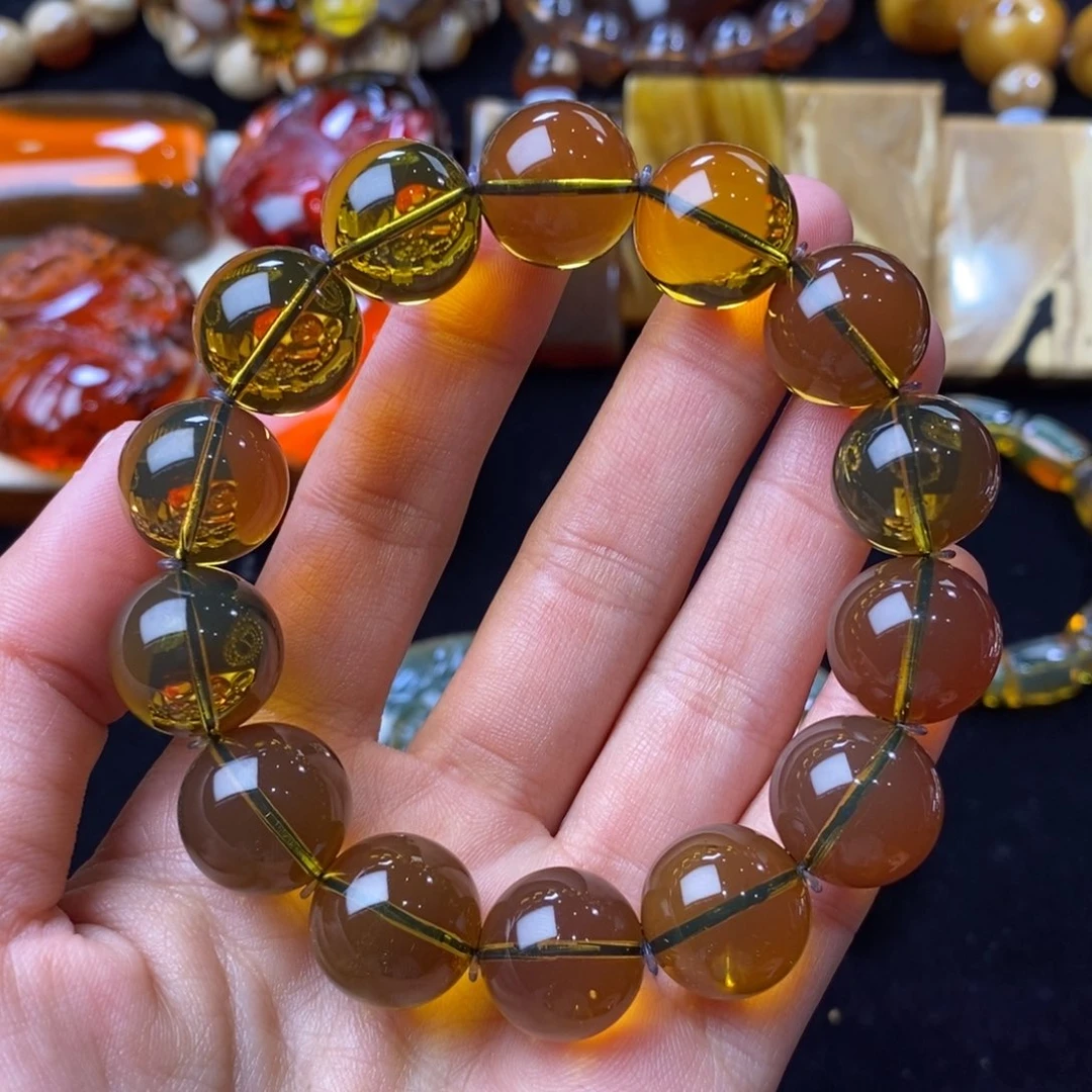 1***宝琥珀未镶嵌颈饰26.2克