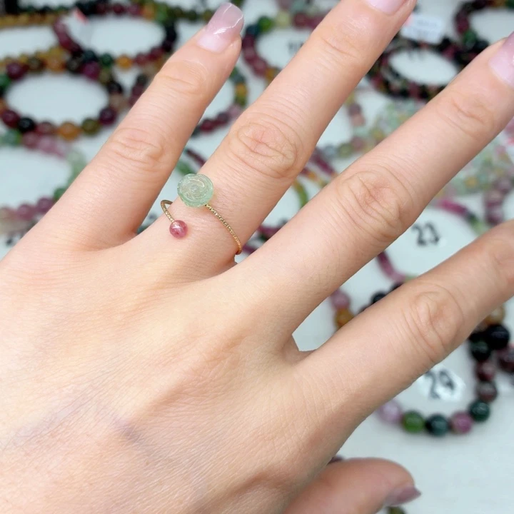 未镶嵌碧玺手链60