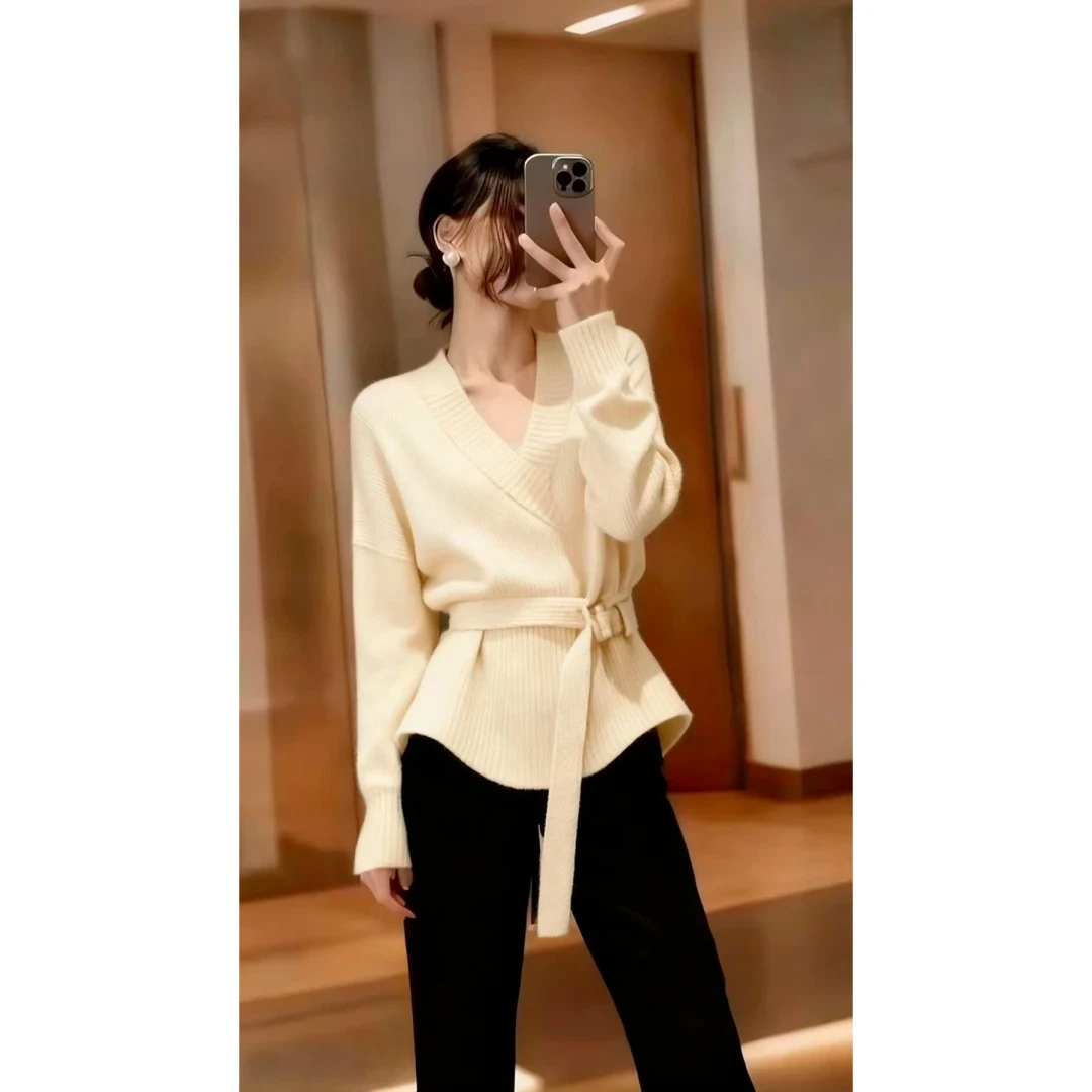 女法式高端米白色设计感系带针织衫2025显瘦休闲百搭长袖上衣毛衣
