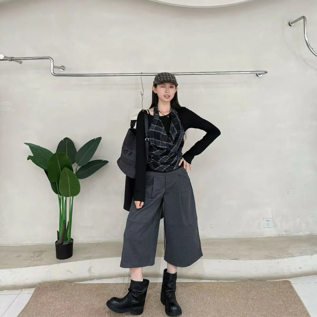 挂脖格子小众上衣