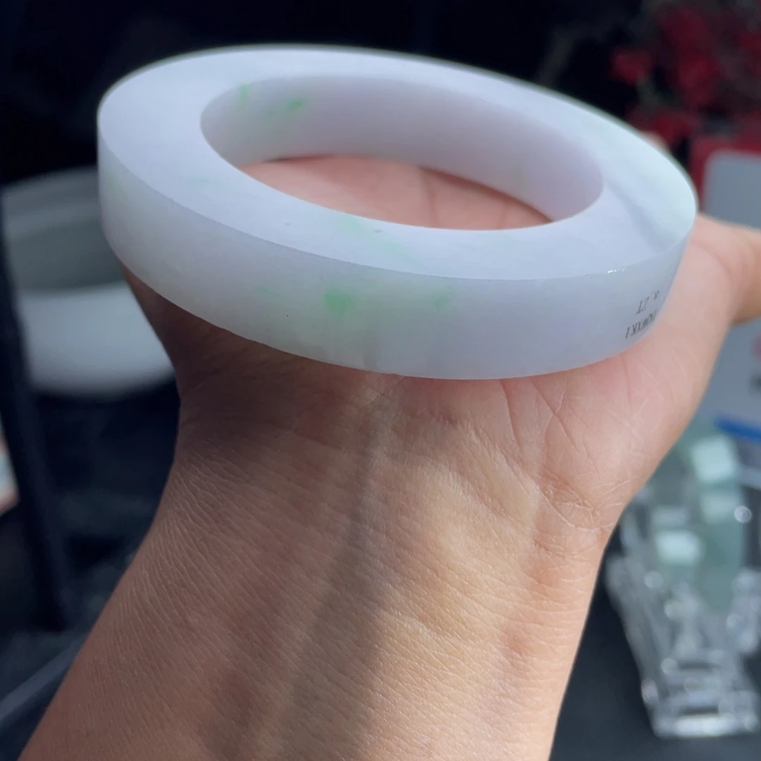 云***轻定制翡翠未镶嵌正圈