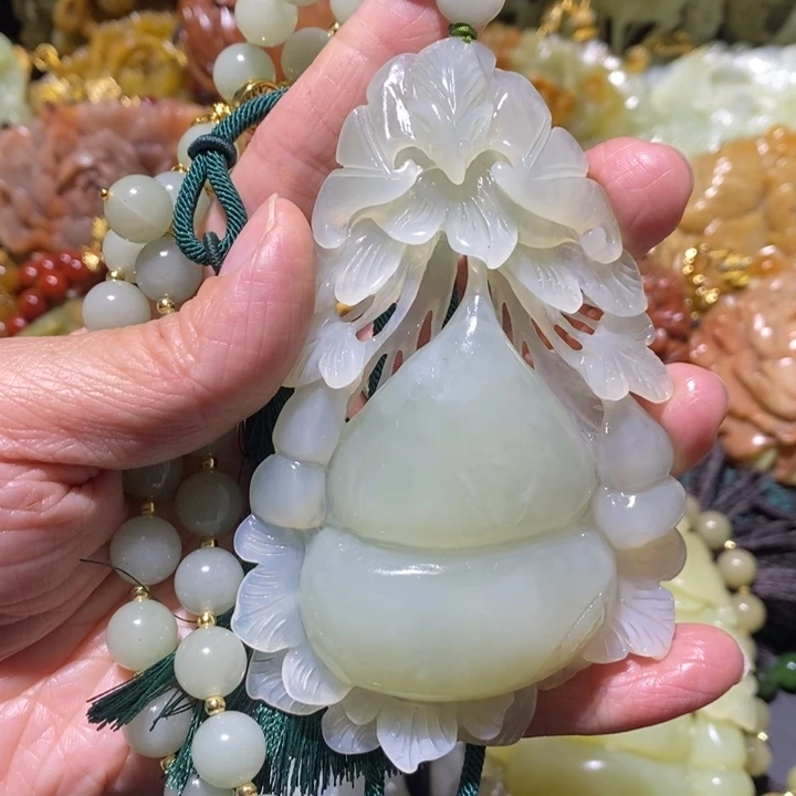 岫玉岫玉吊坠未镶嵌