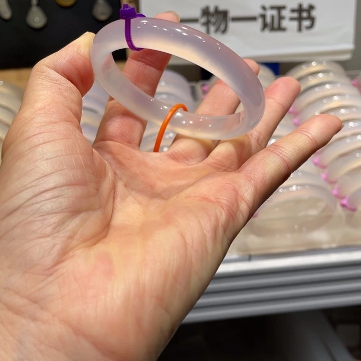 ＊***＊玛瑙/玉髓未镶嵌手镯@定向冰紫@【54.9】