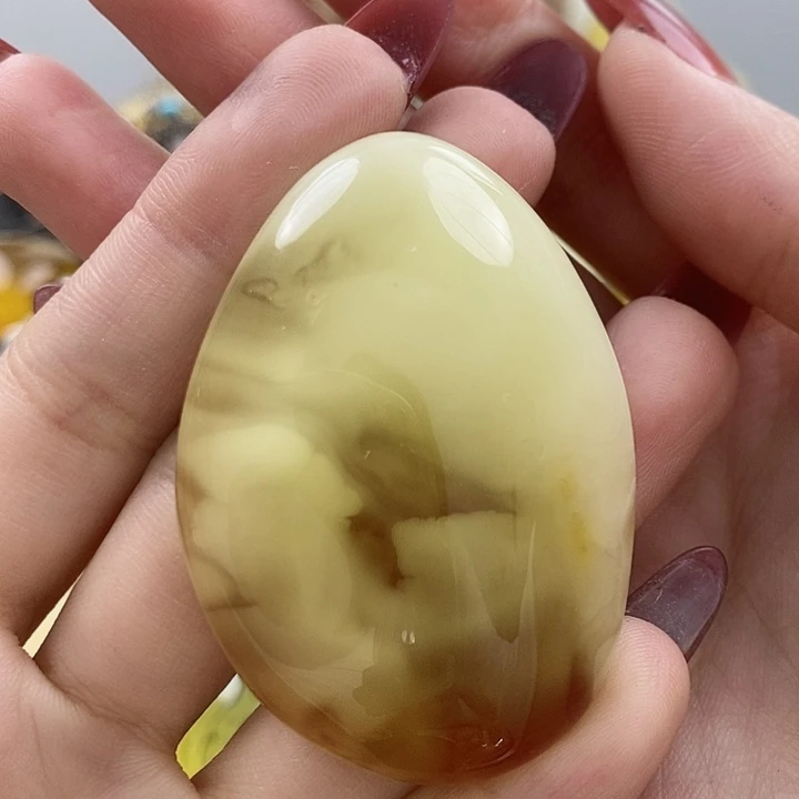 琥珀颈饰未镶嵌吊坠
