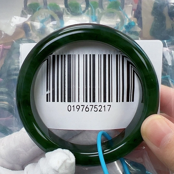 和田玉未镶嵌手镯微瑕59.5